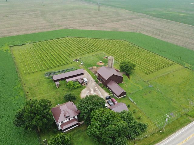 W5837 County Road A, Elkhorn, WI 53121