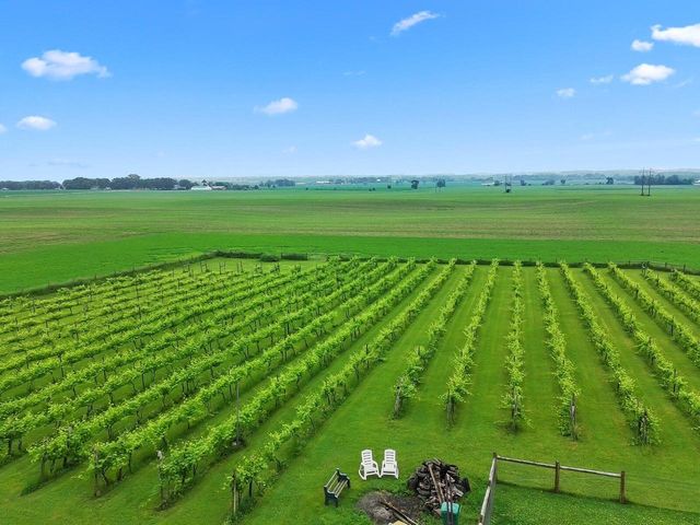 W5837 County Road A, Elkhorn, WI 53121