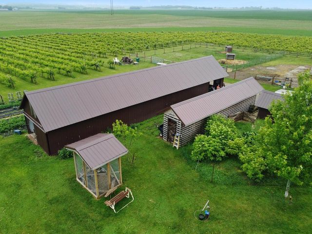 W5837 County Road A, Elkhorn, WI 53121