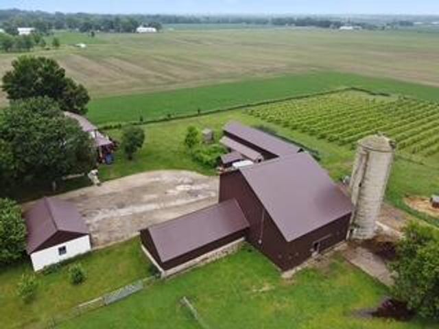 W5837 County Road A, Elkhorn, WI 53121