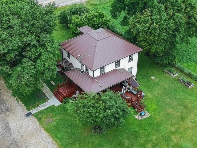 W5837 County Road A, Elkhorn, WI 53121