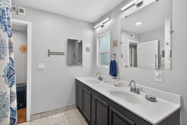 477 Lynn Way, Yuba City, CA 95991