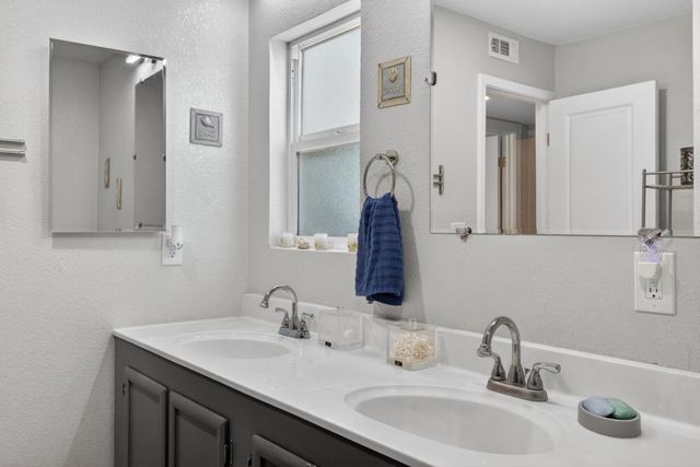 477 Lynn Way, Yuba City, CA 95991