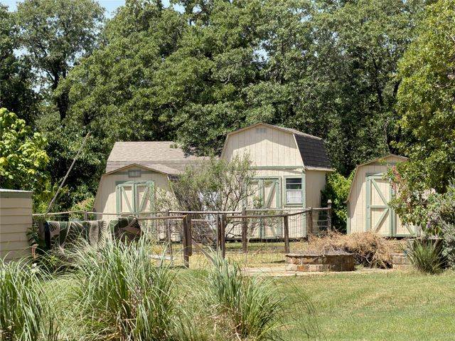3903 Brushy Road, Granbury, TX 76048