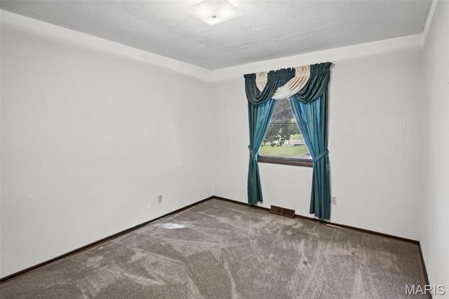 806 N 9th Street, Wood River, IL 62095