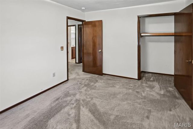 806 N 9th Street, Wood River, IL 62095