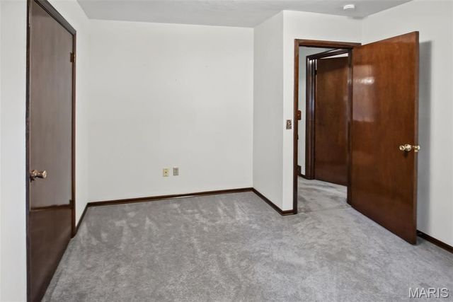 806 N 9th Street, Wood River, IL 62095
