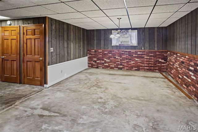 806 N 9th Street, Wood River, IL 62095