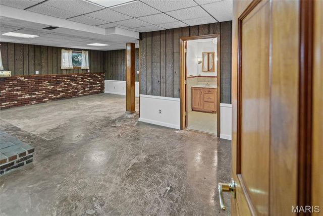 806 N 9th Street, Wood River, IL 62095