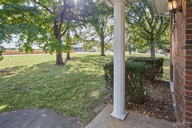 806 N 9th Street, Wood River, IL 62095