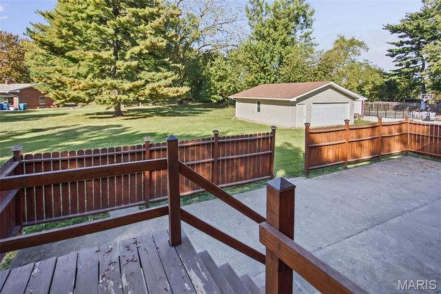 806 N 9th Street, Wood River, IL 62095