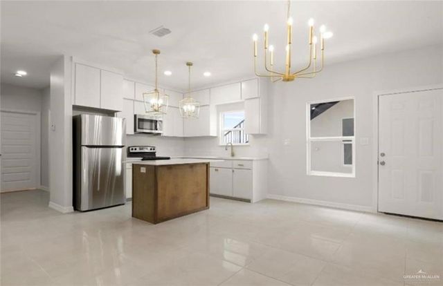 4216 Heron Avenue 121, Mcallen, TX 78504