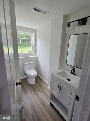 2444 OWEN DR, Wilmimgton, DE 19808