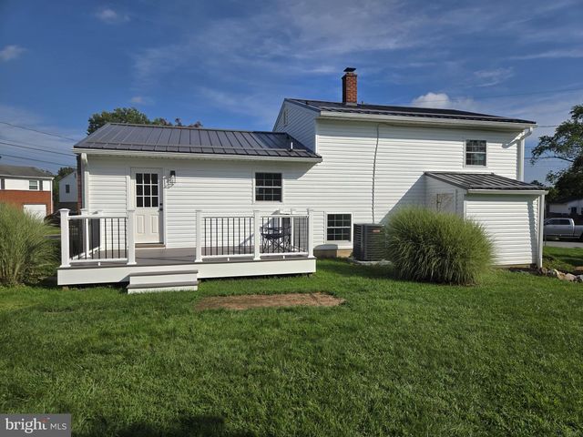 2444 OWEN DR, Wilmimgton, DE 19808