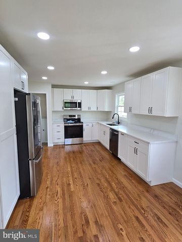 2444 OWEN DR, Wilmimgton, DE 19808