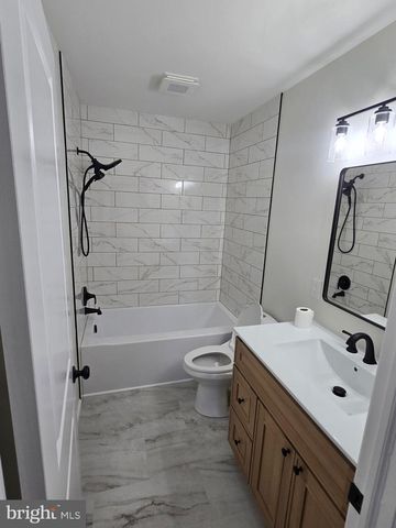 2444 OWEN DR, Wilmimgton, DE 19808