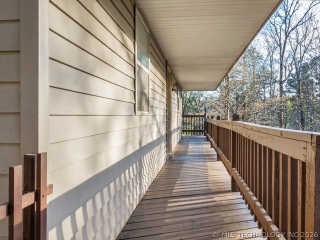 2064 Cave Creek Court, Kansas, OK 74347