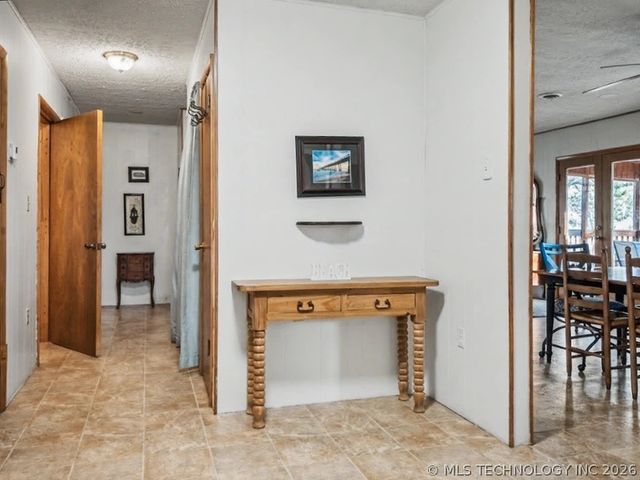 2064 Cave Creek Court, Kansas, OK 74347