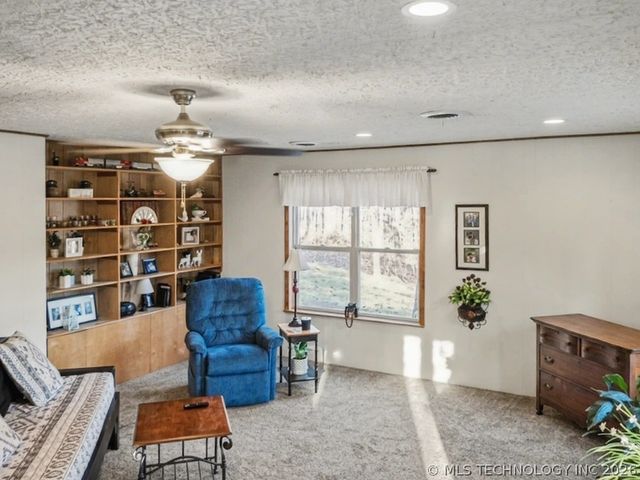 2064 Cave Creek Court, Kansas, OK 74347