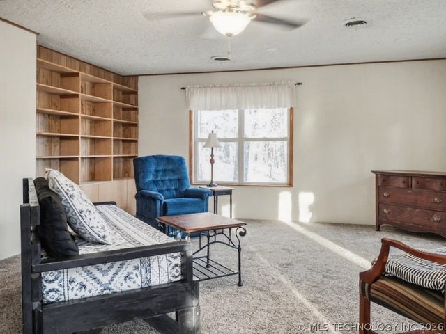 2064 Cave Creek Court, Kansas, OK 74347