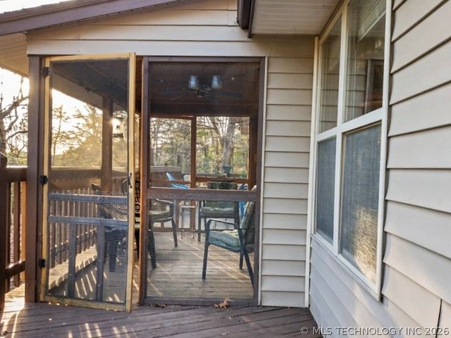 2064 Cave Creek Court, Kansas, OK 74347