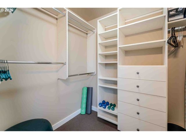 1930 S RIVER Dr W704, Portland, OR 97201