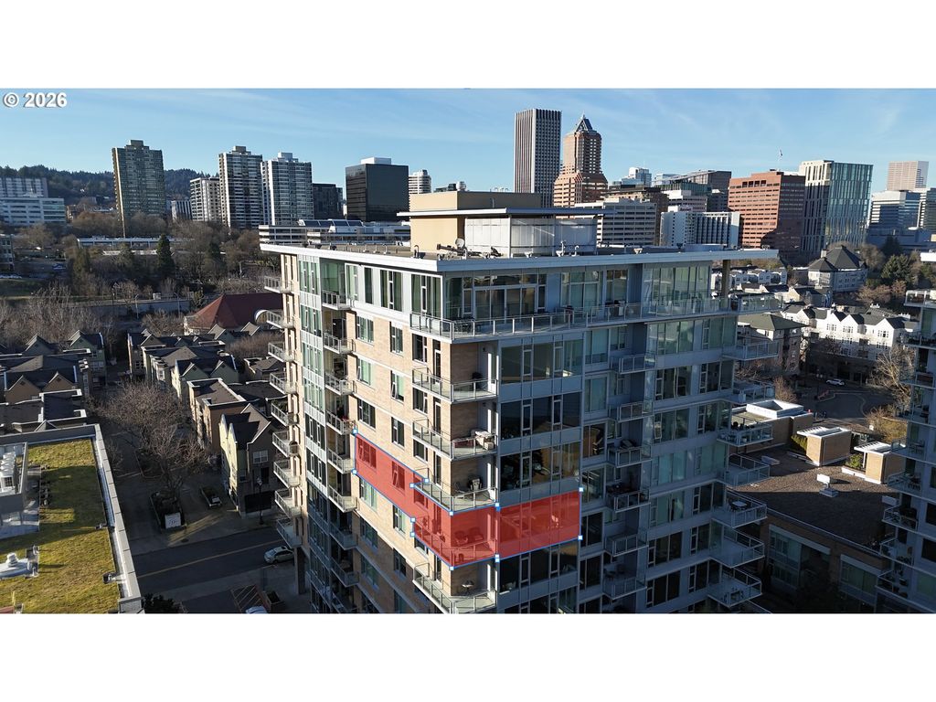 1930 S RIVER Dr W704, Portland, OR 97201