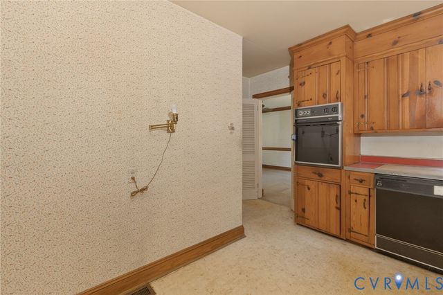 103 Grattan Rd, Henrico, VA 23229