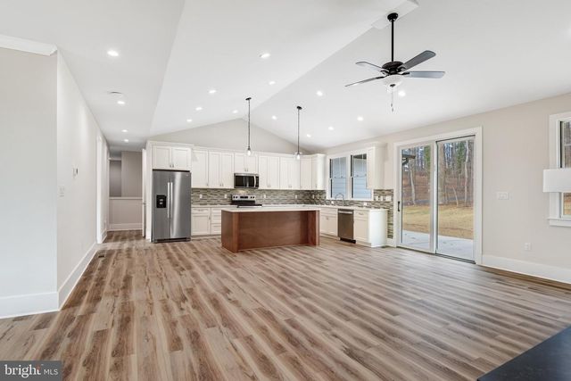 16220 WATERFALL RD, Haymarket, VA 20169