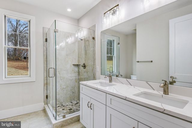 16220 WATERFALL RD, Haymarket, VA 20169