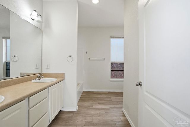 1631 Amarillo Trl, Gulf Breeze, FL 32563