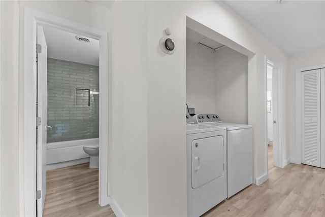 908 Lighthouse Dr, North Palm Beach, FL 33408