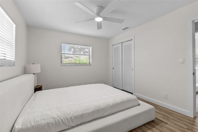 908 Lighthouse Dr, North Palm Beach, FL 33408