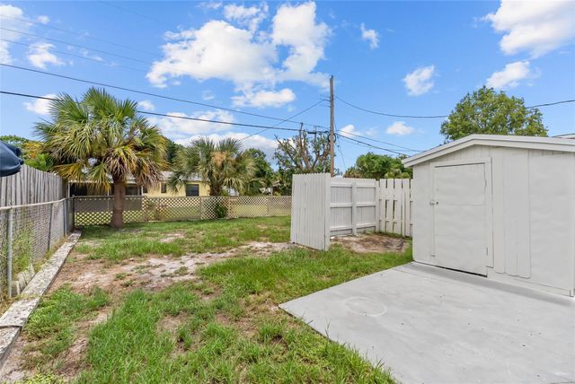 908 Lighthouse Dr, North Palm Beach, FL 33408