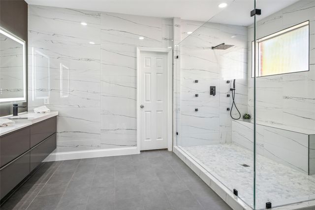 8812 Bluffcreek Lane, Plano, TX 75024