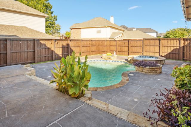 8812 Bluffcreek Lane, Plano, TX 75024