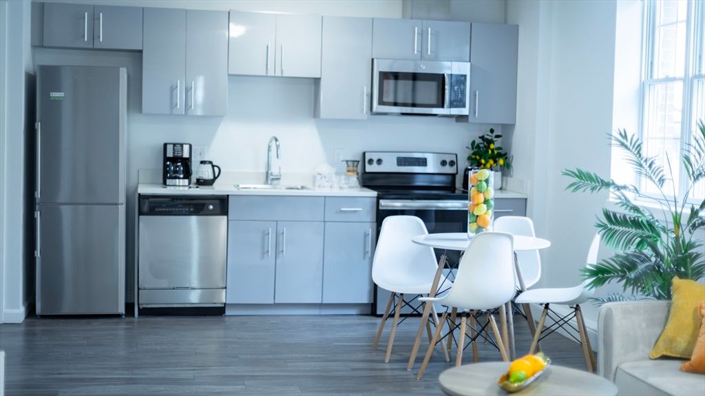 1505 Commonwealth Ave 110, Boston, MA 02135