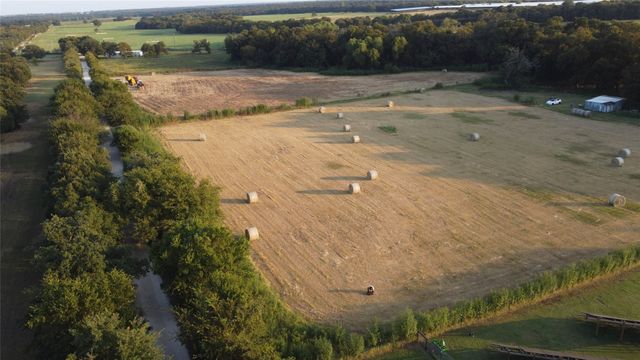 157 Private Road 142, Covington, TX 76636