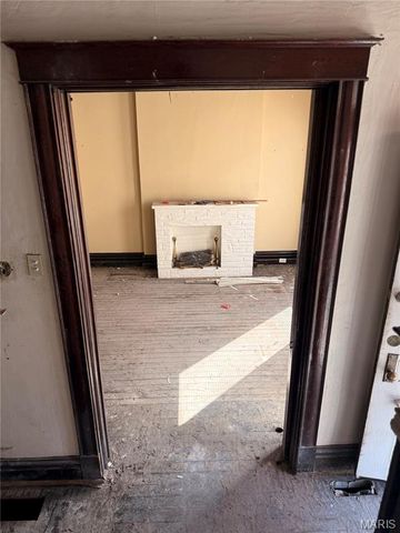 4003 Lexington Avenue, St Louis, MO 63107