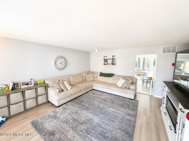 910 Sandra Place, Brick, NJ 08724