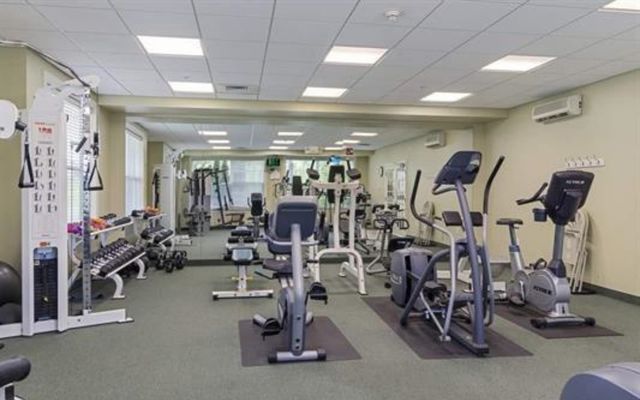 203 Woodview Way Unit 203, Manchester, NH 03102