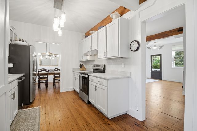 1504 Middle Street Apt B, Sullivans Island, SC 29482