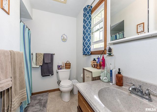 631 SUNCREST Drive, Sherrard, IL 61281