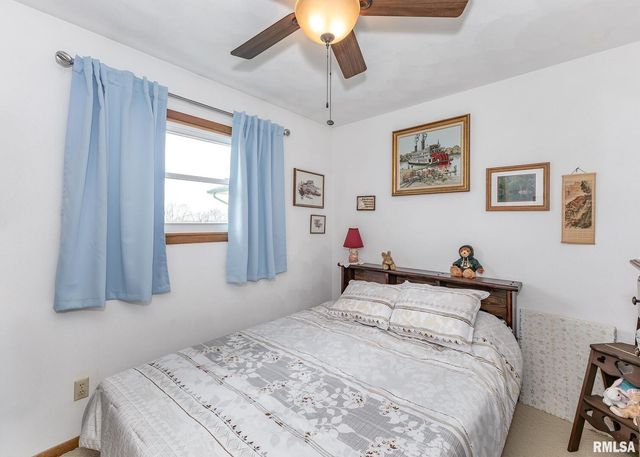 631 SUNCREST Drive, Sherrard, IL 61281