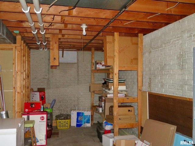 631 SUNCREST Drive, Sherrard, IL 61281