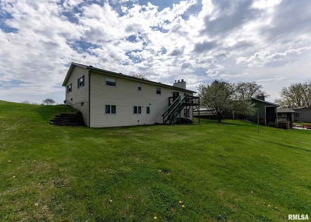 631 SUNCREST Drive, Sherrard, IL 61281