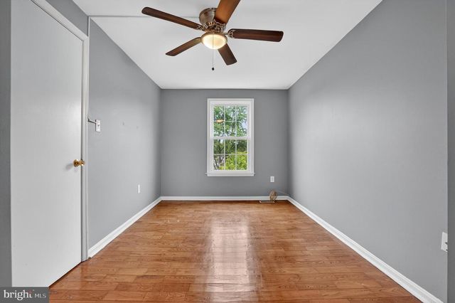 5815 RIVERSIDE DR, Woodbridge, VA 22193