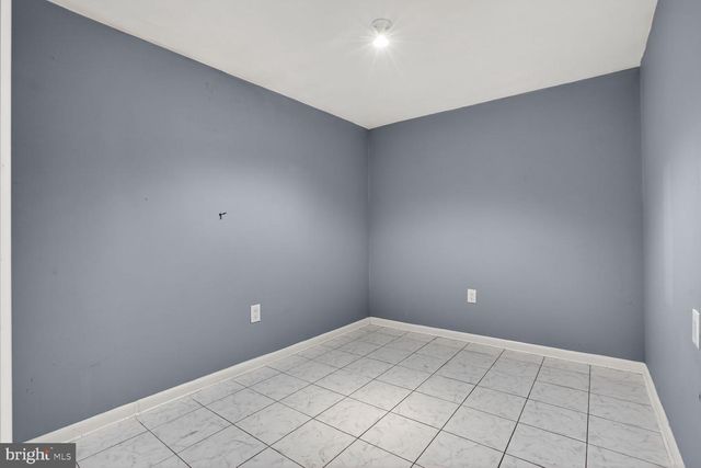 5815 RIVERSIDE DR, Woodbridge, VA 22193