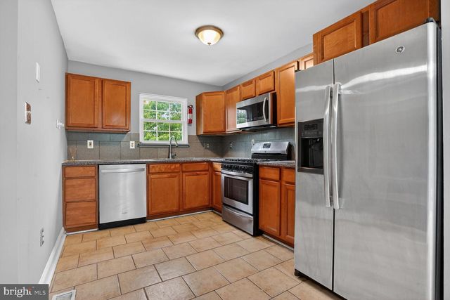 5815 RIVERSIDE DR, Woodbridge, VA 22193