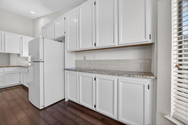 5119 Stoneglen Way, Elk Grove, CA 95758